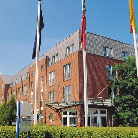 H+ Hotel Koeln เฮิร์ท ภายนอก รูปภาพ