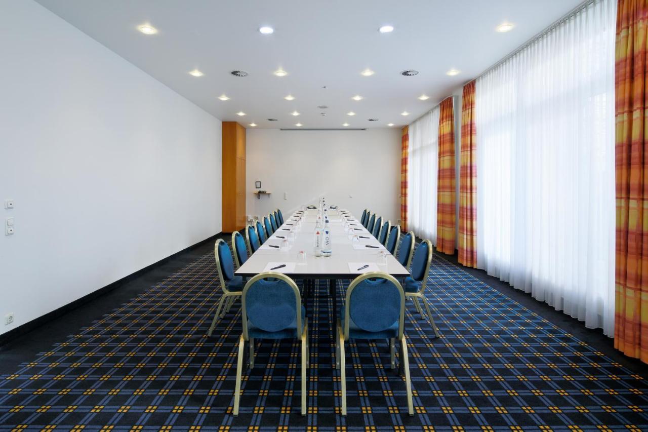 H+ Hotel Koeln เฮิร์ท ภายนอก รูปภาพ