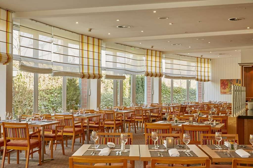 H+ Hotel Koeln เฮิร์ท ร้านอาหาร รูปภาพ