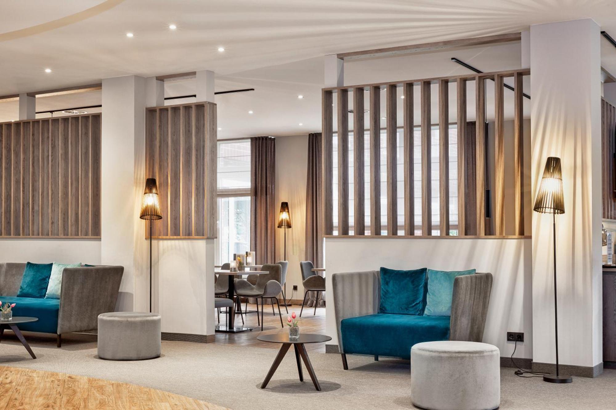 H+ Hotel Koeln เฮิร์ท ภายนอก รูปภาพ